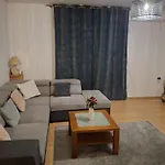 Luna Appartement *