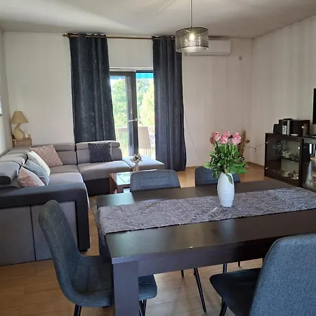 Apartment Luna *